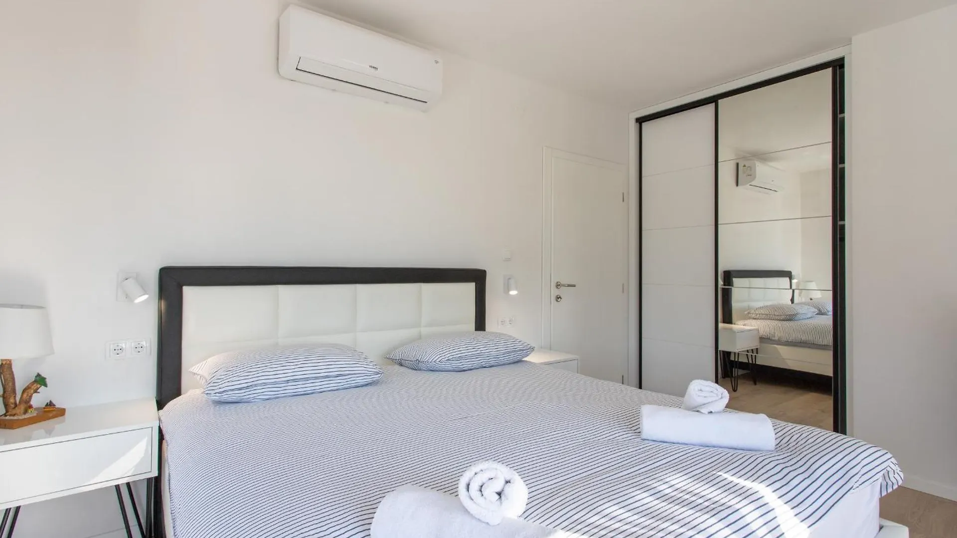 Luxury Villa Marion Kastel Novi